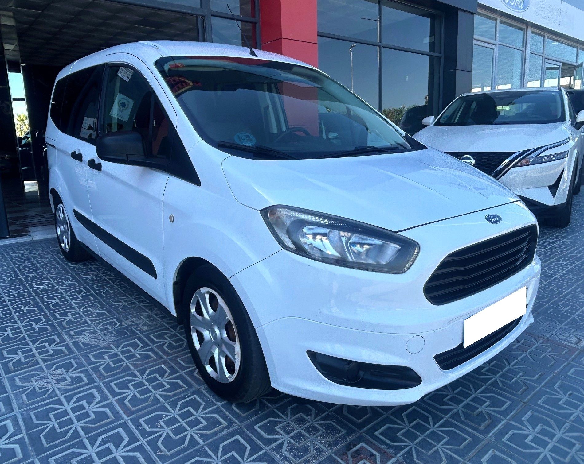 Ford Tourneo Courier 1.5 TDCi 75cv Trend
