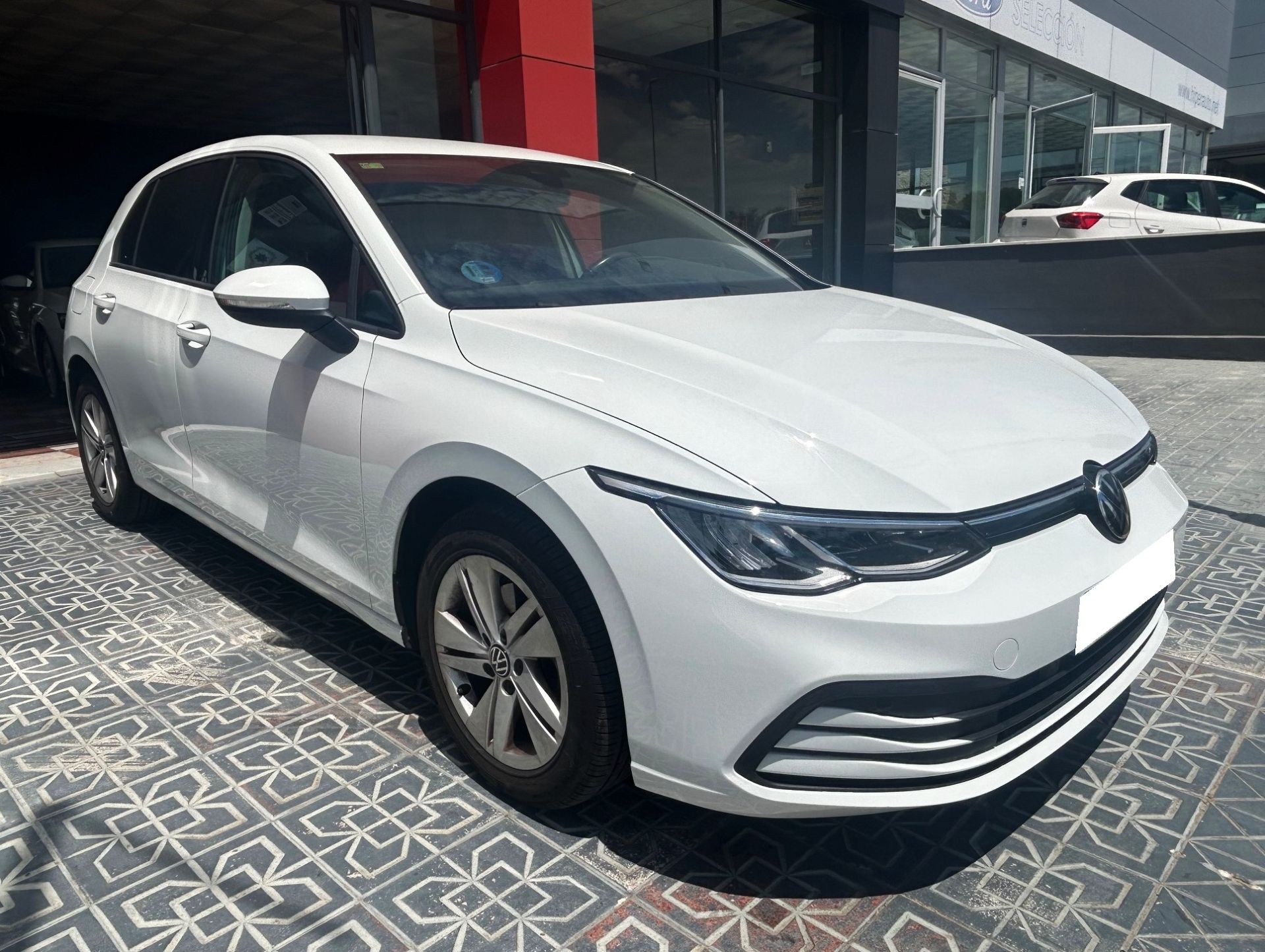 Volkswagen Golf Life 1.0 eTSI 81kW (110CV) DSG