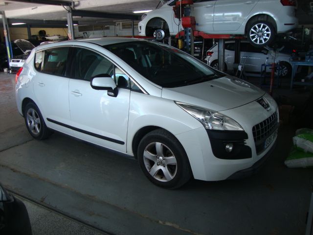 Peugeot 3008 Confort 1.6 HDI 110 FAP
